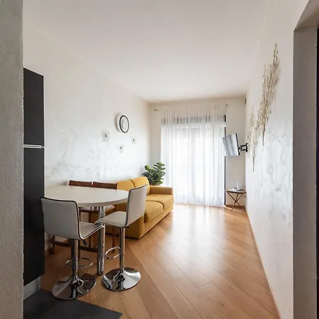 Lägenhet Cozystop By Rentbeat